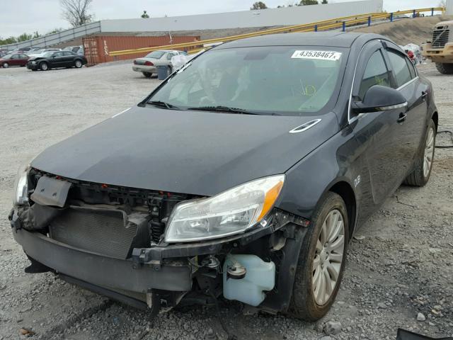 2G4GR5EK7C9168011 - 2012 BUICK REGAL BLACK photo 2