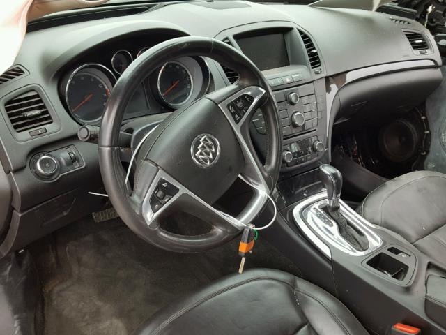 2G4GR5EK7C9168011 - 2012 BUICK REGAL BLACK photo 9