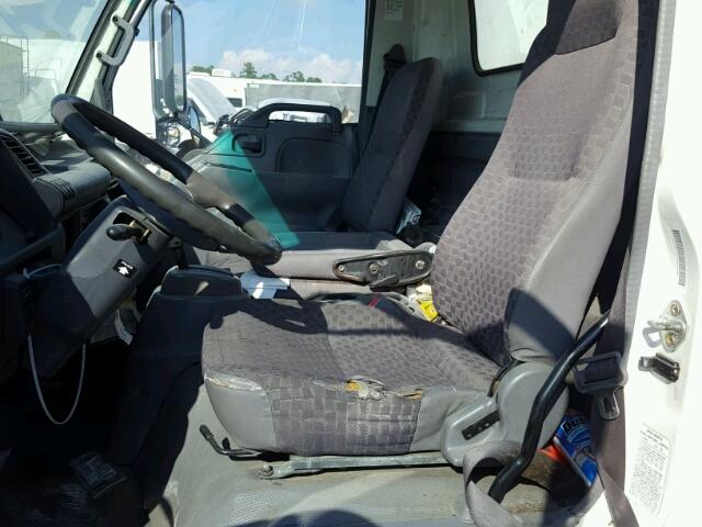 JALC4B16377007587 - 2007 ISUZU NPR Blanc photo 5