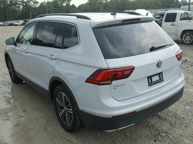3VV2B7AX6JM035388 - 2018 VOLKSWAGEN TIGUAN SE Grau Foto 3