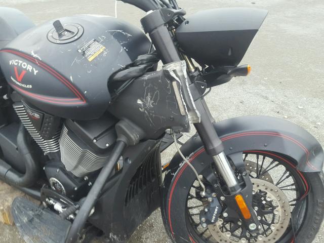 5VPEW36N5D3016211 - 2013 VICTORY MOTORCYCLES HARD-BALL Schwarz Foto 9