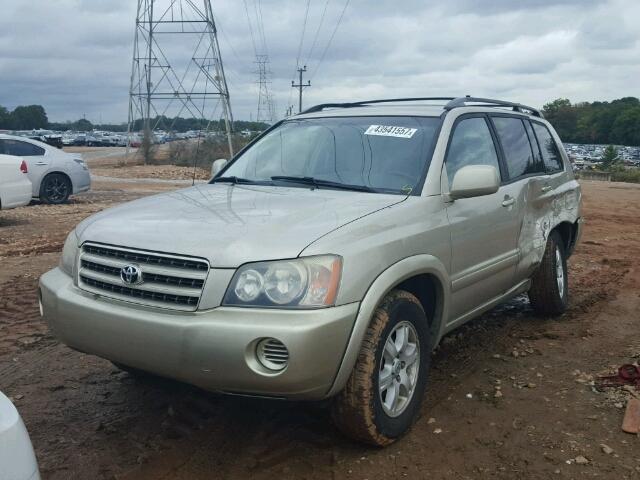 JTEGF21A120036455 - 2002 TOYOTA HIGHLANDER GOLD photo 2