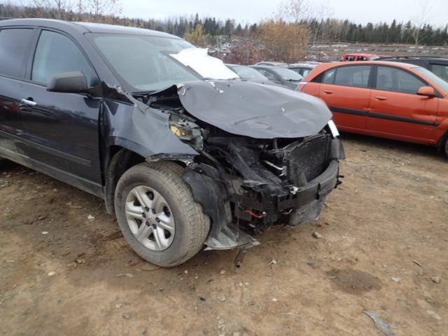 1GNKVEED4BJ253264 - 2011 CHEVROLET TRAVERSE L CHARCOAL photo 1
