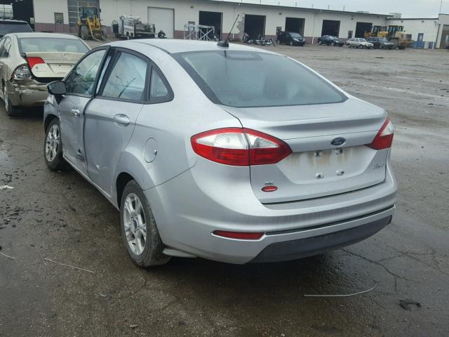 3FADP4BJ1GM134104 - 2016 FORD FIESTA SE SILVER photo 3