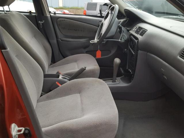 1Y1SK5281WZ401396 - 1998 CHEVROLET GEO PRIZM 栗色 照片 5