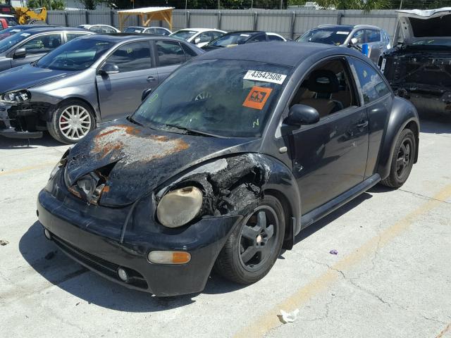 3VWCA21CXXM400408 - 1999 VOLKSWAGEN NEW BEETLE შავი ფოტო 2
