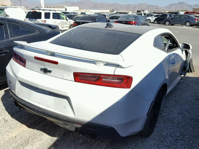 1G1FG1R71G0132697 - 2016 CHEVROLET CAMARO SS WHITE photo 4