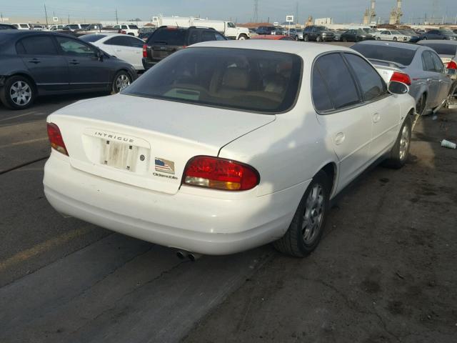 1G3WS52H61F126320 - 2001 OLDSMOBILE INTRIGUE G WHITE photo 4