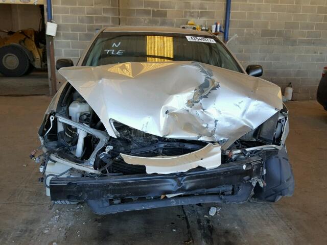 4T1BE32K26U128800 - 2006 TOYOTA CAMRY LE ვერცხლისფერი ფოტო 9