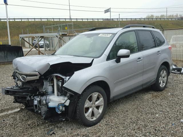 JF2SJAGC4FH561678 - 2015 SUBARU FORESTER 2 SILVER photo 2