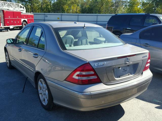 WDBRF92H06F804848 - 2006 MERCEDES-BENZ C GENERATI GRAY photo 3