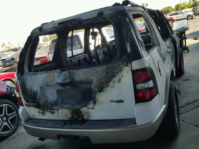 1FMEU64E76UB29563 - 2006 FORD EXPLORER E WHITE photo 4
