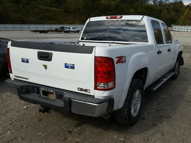 3GTP2VE34BG203822 - 2011 GMC SIERRA K15 WHITE photo 4