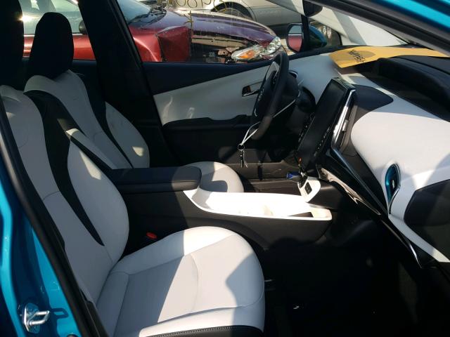 JTDKARFP5H3040048 - 2017 TOYOTA PRIUS PRIM ლურჯი ფოტო 5