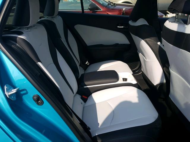 JTDKARFP5H3040048 - 2017 TOYOTA PRIUS PRIM ლურჯი ფოტო 6