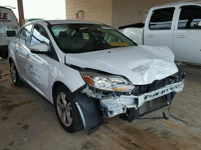 1FADP3F24EL152611 - 2014 FORD FOCUS SE WHITE photo 1