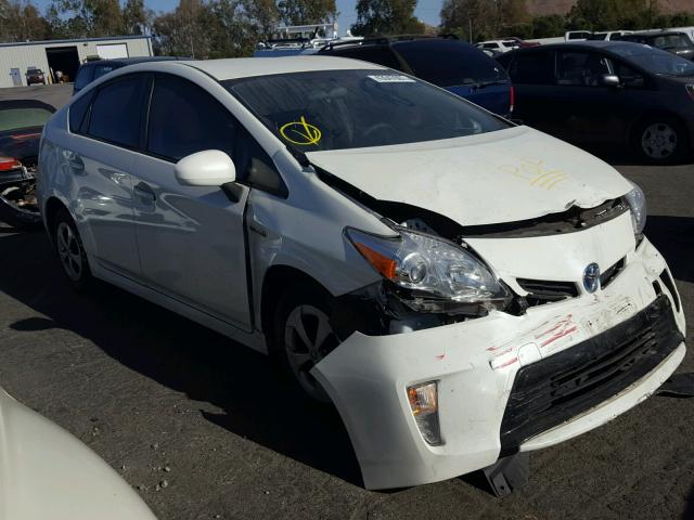 JTDKN3DU4E1749975 - 2014 TOYOTA PRIUS WHITE photo 1