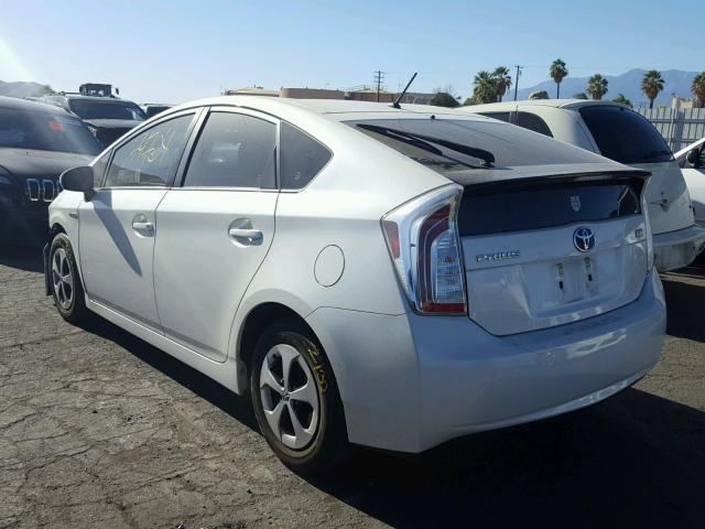 JTDKN3DU4E1749975 - 2014 TOYOTA PRIUS WHITE photo 3