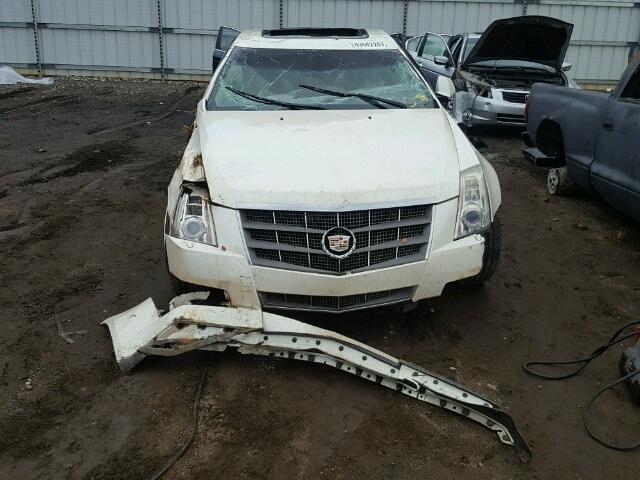 1G6DF577X80186757 - 2008 CADILLAC CTS WHITE photo 9