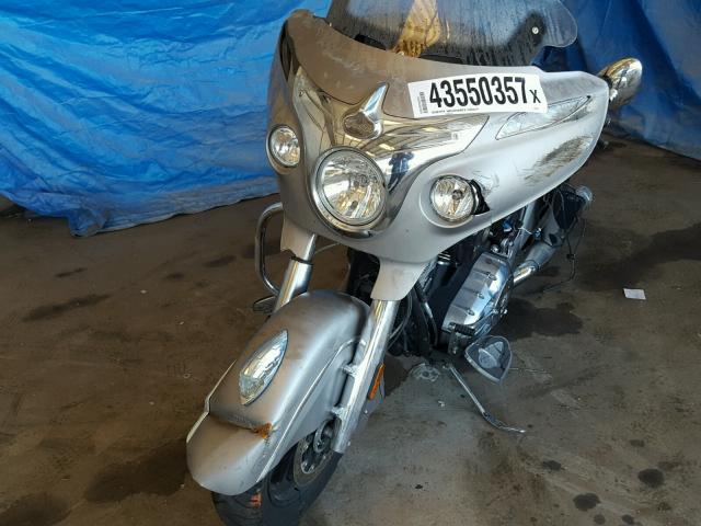 56KTCAAA4G3330020 - 2016 INDIAN MOTORCYCLE CO. CHIEFTAIN SILVER photo 9