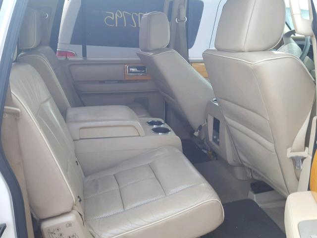 5LMFL28537LJ14430 - 2007 LINCOLN NAVIGATOR Beyaz fotoğraf 6