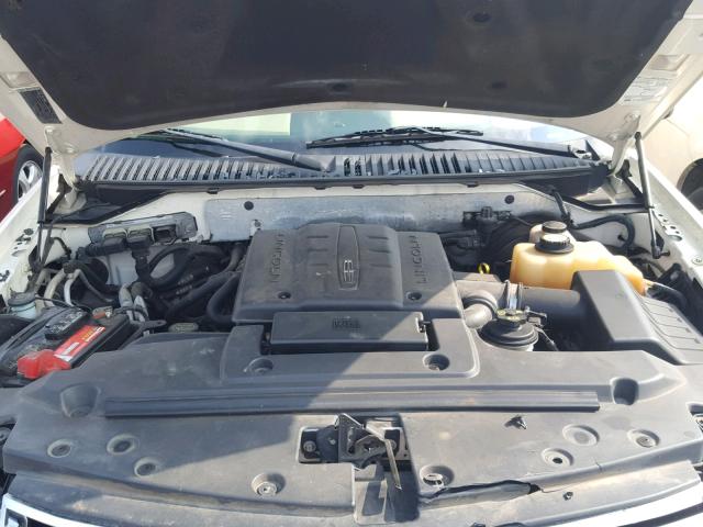 5LMFL28537LJ14430 - 2007 LINCOLN NAVIGATOR Beyaz fotoğraf 7