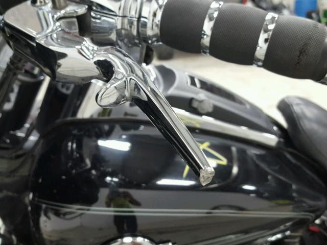 1HD1FCW175Y601501 - 2005 HARLEY-DAVIDSON FLHTCUI BLACK photo 13