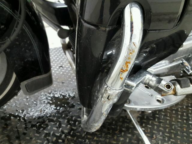 1HD1FCW175Y601501 - 2005 HARLEY-DAVIDSON FLHTCUI BLACK photo 16