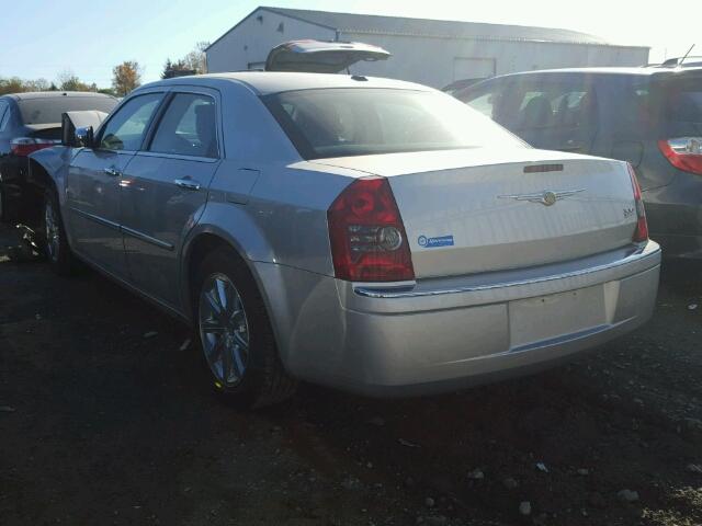 2C3KA33V09H640141 - 2009 CHRYSLER 300 LIMITE SILVER photo 3