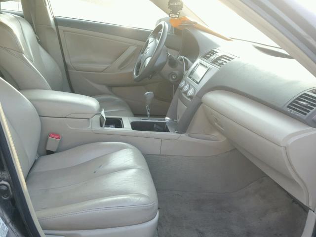 4T4BF3EKXAR018133 - 2010 TOYOTA CAMRY BASE BLACK photo 5