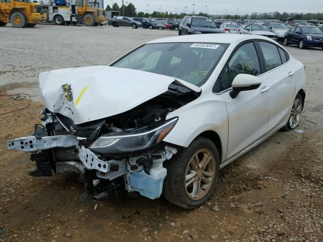 1G1BE5SM8H7109065 - 2017 CHEVROLET CRUZE LT WHITE photo 9