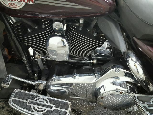 1HD1FC4177Y642409 - 2007 HARLEY-DAVIDSON FLHTCUI Күлгін фото 6