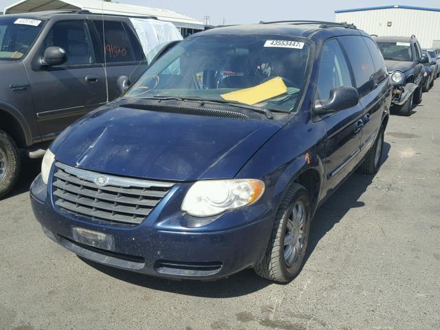 2A8GP54L86R714378 - 2006 CHRYSLER TOWN & COU BLUE photo 2