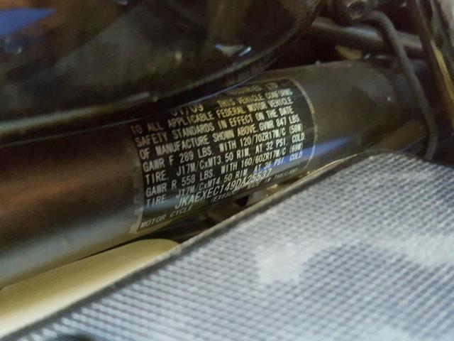 JKAEXEC149DA25537 - 2009 KAWASAKI EX650 C 黑色 照片 10