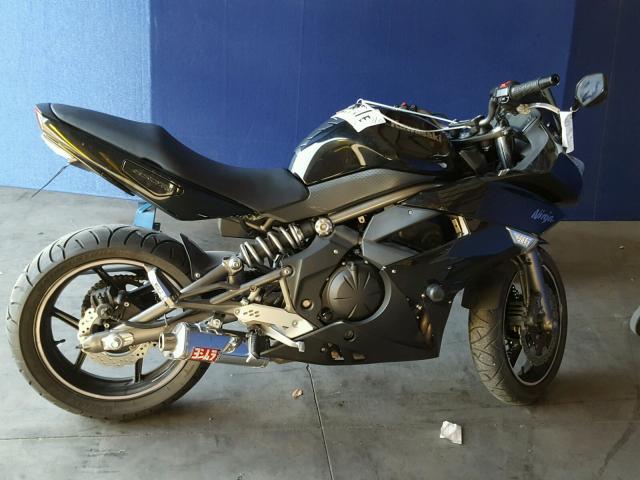 JKAEXEC149DA25537 - 2009 KAWASAKI EX650 C 黑色 照片 9