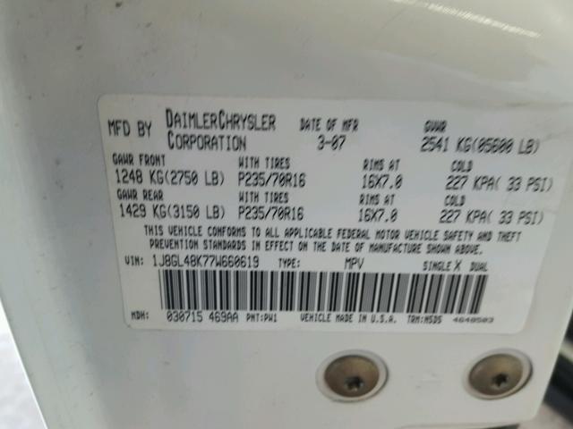 1J8GL48K77W660619 - 2007 JEEP LIBERTY SP WHITE photo 10