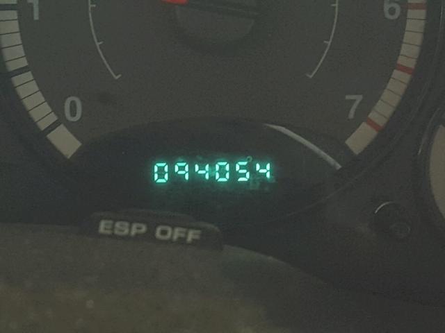 1J8GL48K77W660619 - 2007 JEEP LIBERTY SP WHITE photo 8