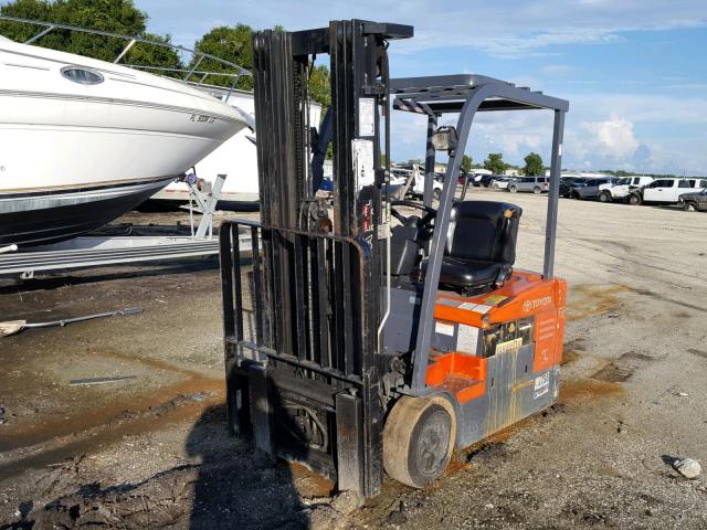 15556 - 2006 TOYOTA FORKLIFT ORANGE photo 2