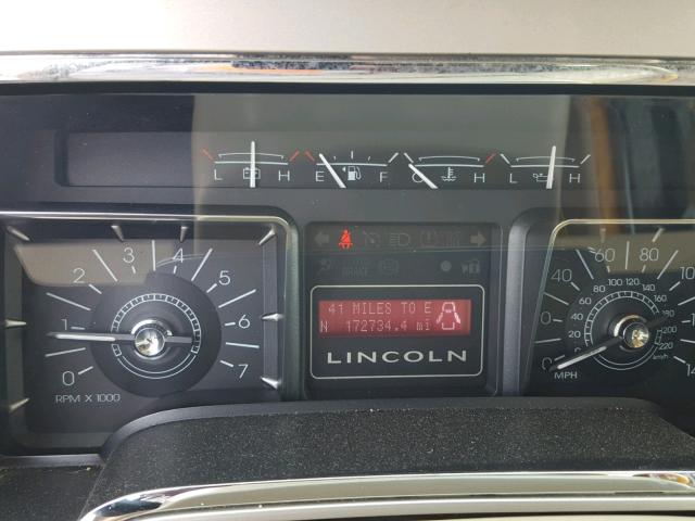 5LMFL27557LJ21834 - 2007 LINCOLN NAVIGATOR თეთრი ფოტო 8