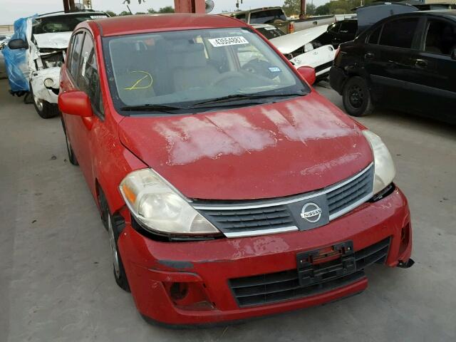 3N1BC13E27L374042 - 2007 NISSAN VERSA RED photo 1