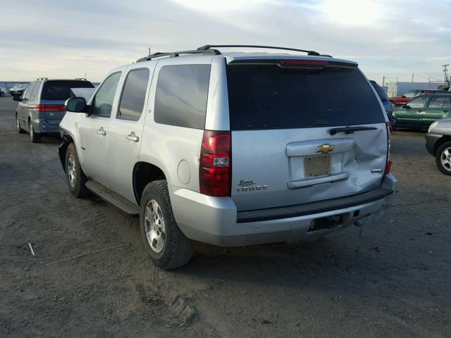 1GNSKBE01BR114117 - 2011 CHEVROLET TAHOE K150 SILVER photo 3