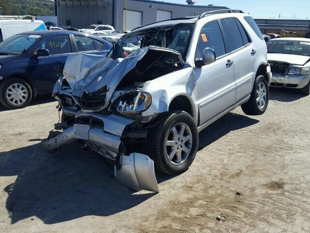 4JGAB72E7XA116618 - 1999 MERCEDES-BENZ ML GRAY photo 2