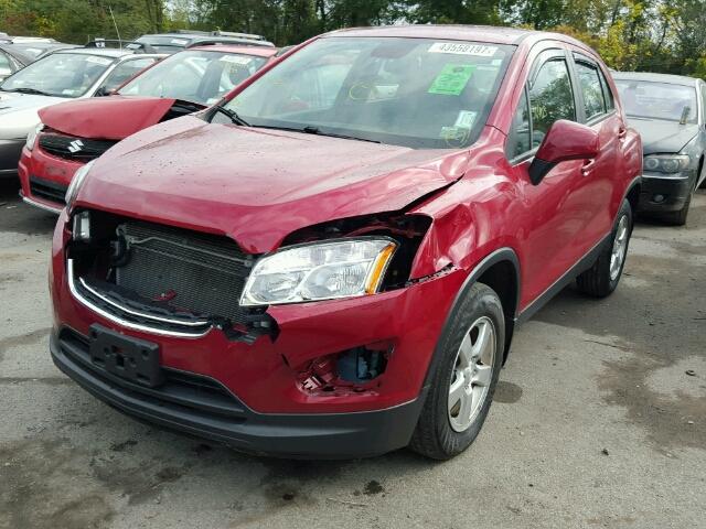 KL7CJPSB3FB074525 - 2015 CHEVROLET TRAX 1LS RED photo 2