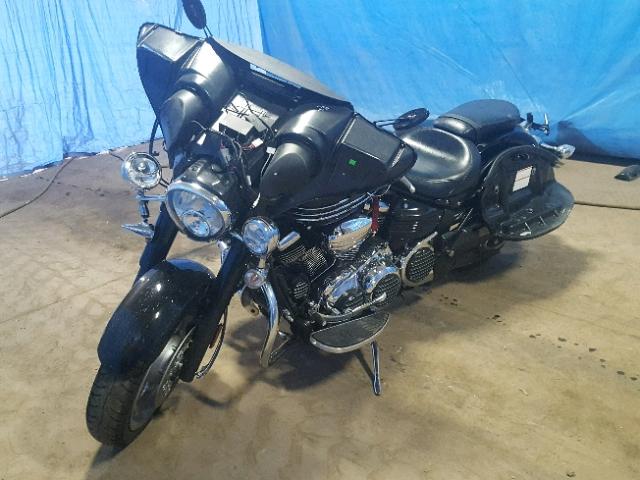 JYAVP22E6AA009458 - 2010 YAMAHA XV1900 CT BLACK photo 2