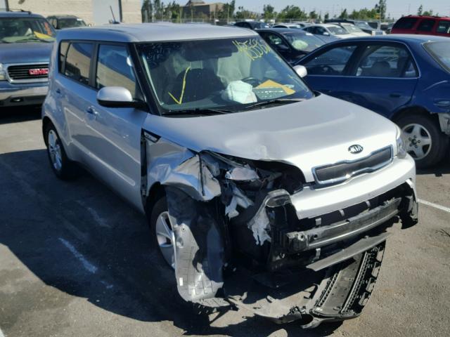 KNDJN2A29F7807778 - 2015 KIA SOUL SILVER photo 1