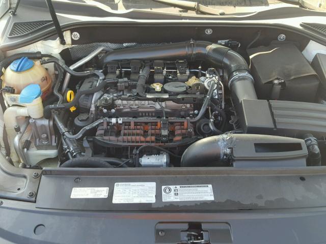 1VWAT7A33GC060311 - 2016 VOLKSWAGEN PASSAT S Weiß Foto 7