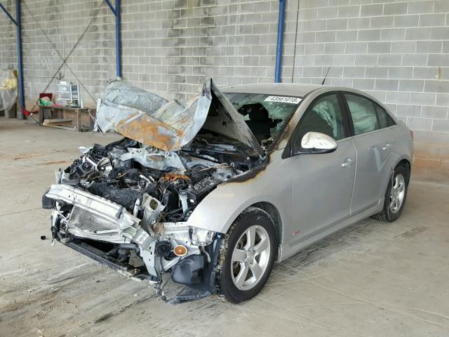 1G1PC5SB2E7442738 - 2014 CHEVROLET CRUZE LT GRAY photo 2