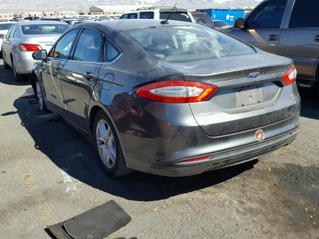 3FA6P0H7XGR134232 - 2016 FORD FUSION SE CHARCOAL photo 3