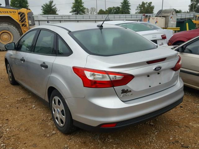 1FAHP3E25CL167571 - 2012 FORD FOCUS S SILVER photo 3