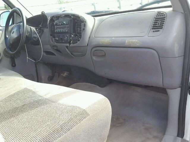 1FTDF17W3VNA55584 - 1997 FORD F150 WHITE photo 9